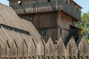 Viele Burgen des niederen Adels waren aus Holz gebaut