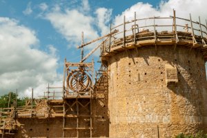 Guédelon: Tretkran zum Lastentransport